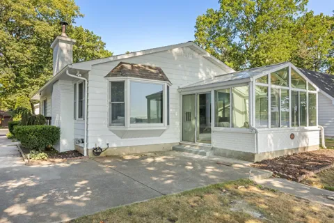 5540 Cozy Point Drive