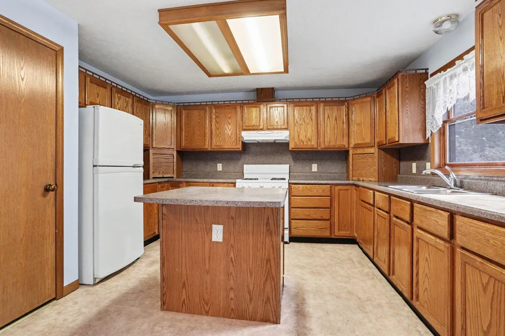 5459 W Gh Avenue Oshtemo Charter Township, MI 49009