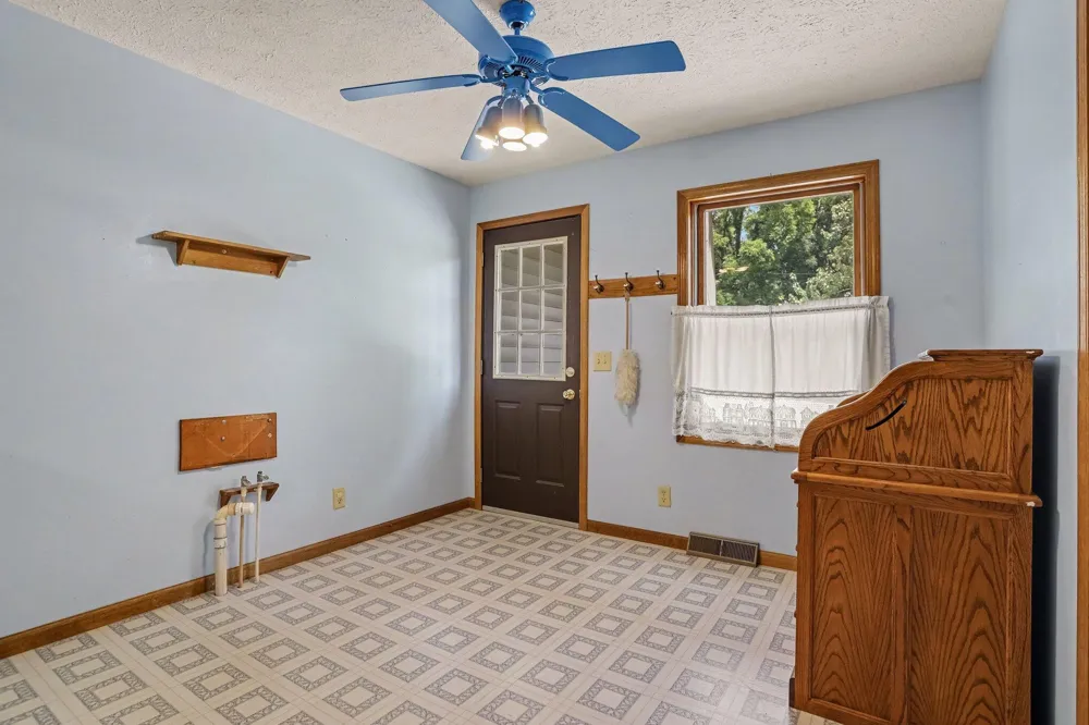 5459 W Gh Avenue Oshtemo Charter Township, MI 49009