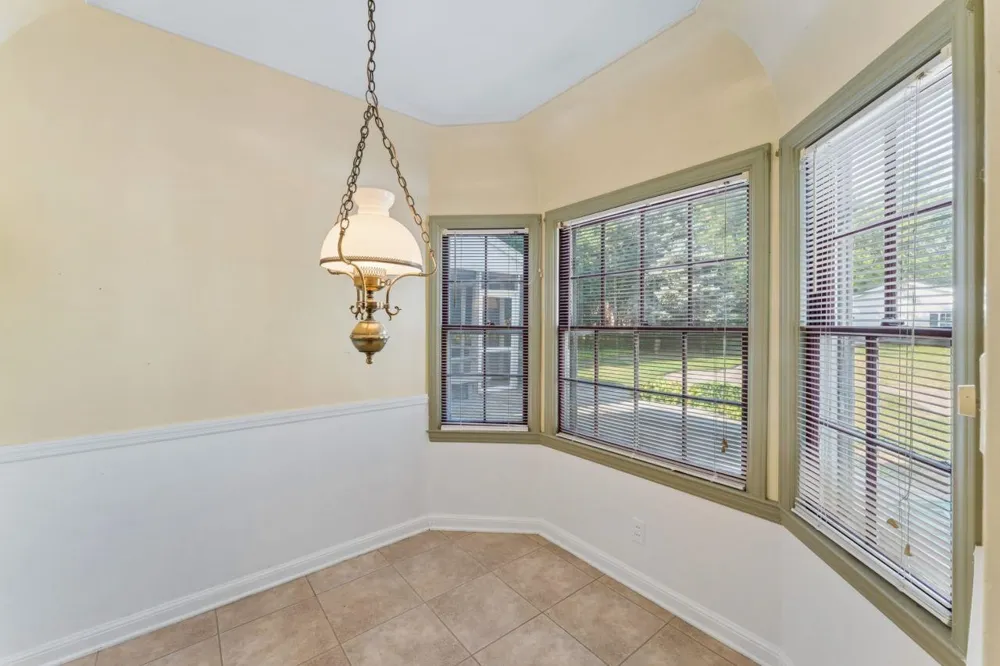 9044 S Saginaw Street Grand Blanc Charter Township, MI 48439