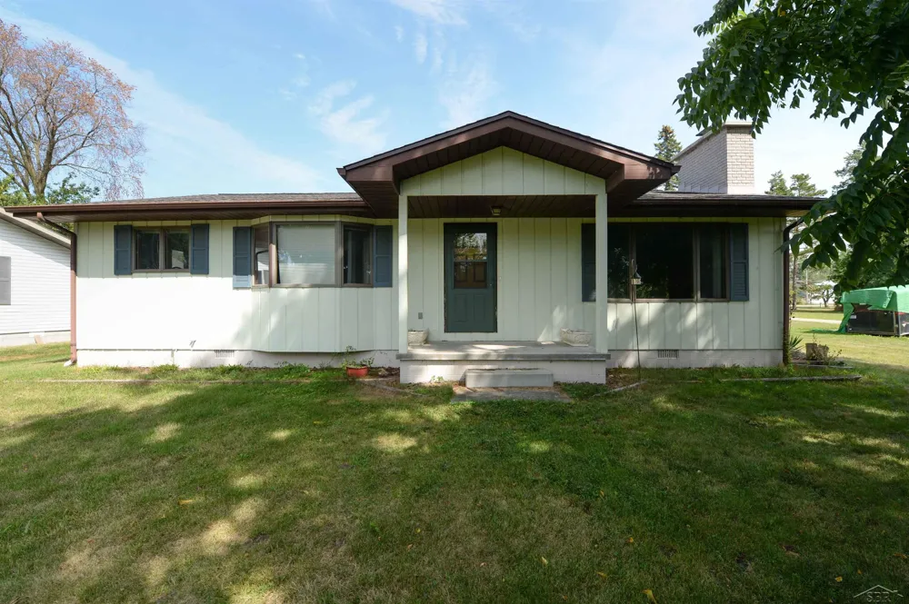514 S Main Street Au Gres City, MI 48703