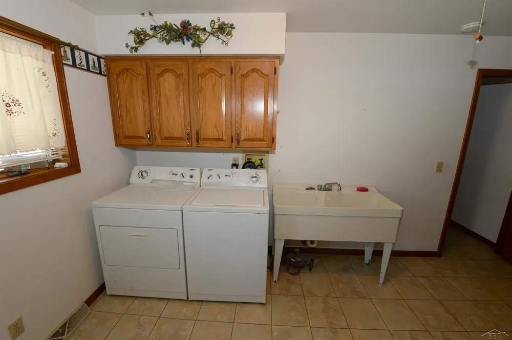 514 S Main Street Au Gres City, MI 48703