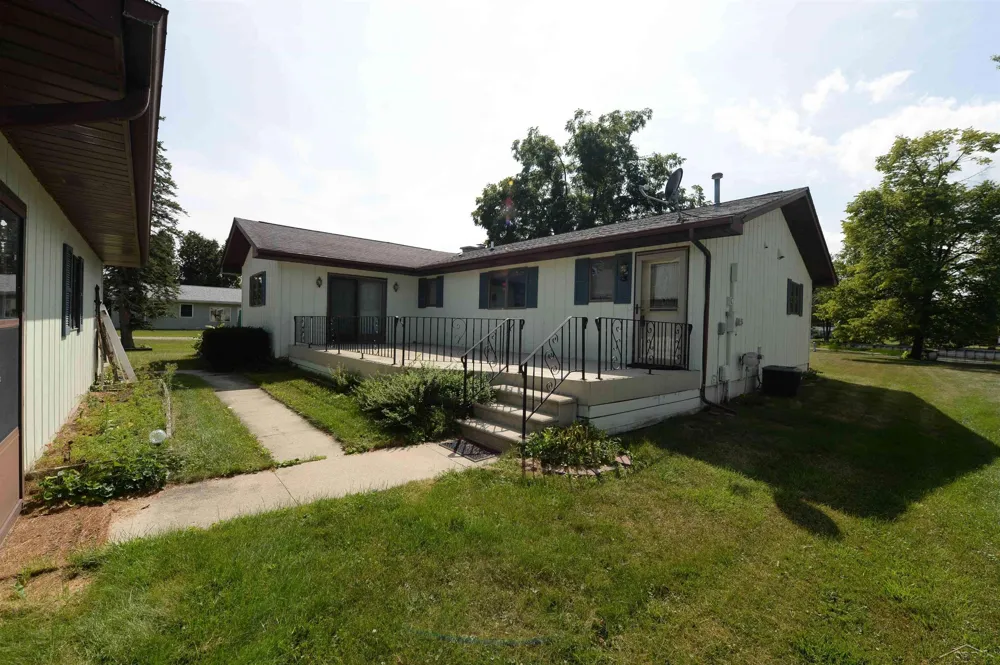 514 S Main Street Au Gres City, MI 48703