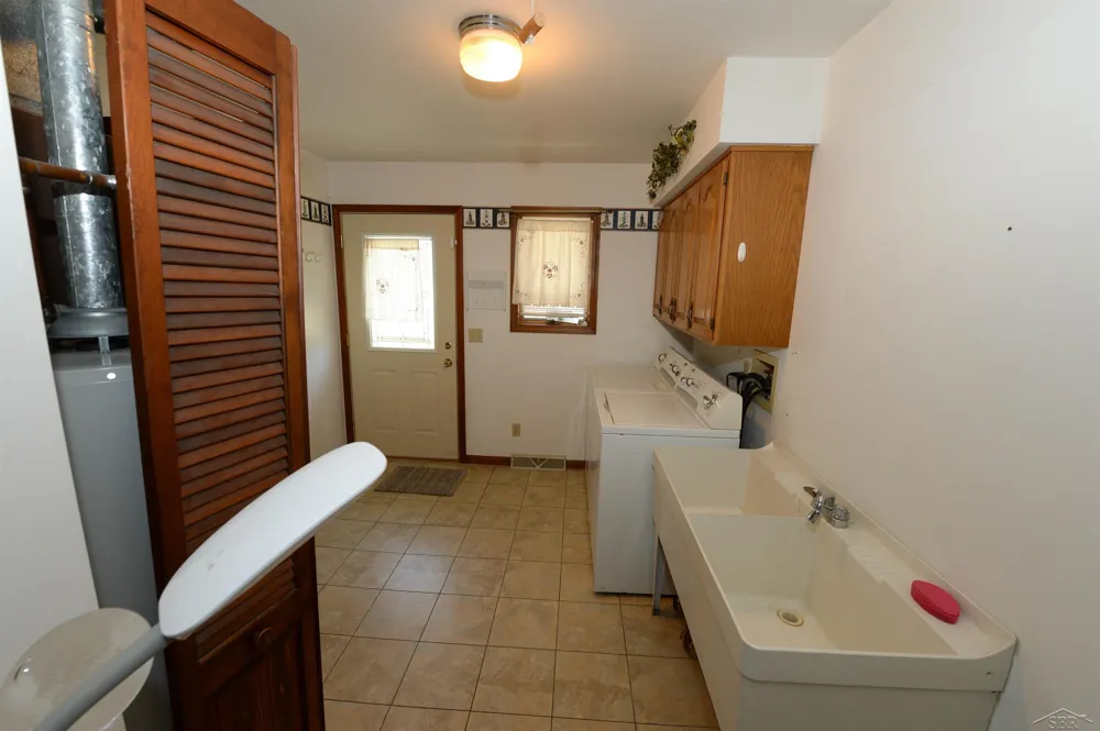 514 S Main Street Au Gres City, MI 48703