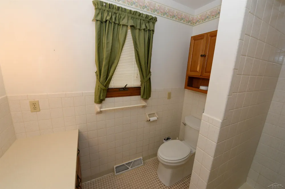 514 S Main Street Au Gres City, MI 48703