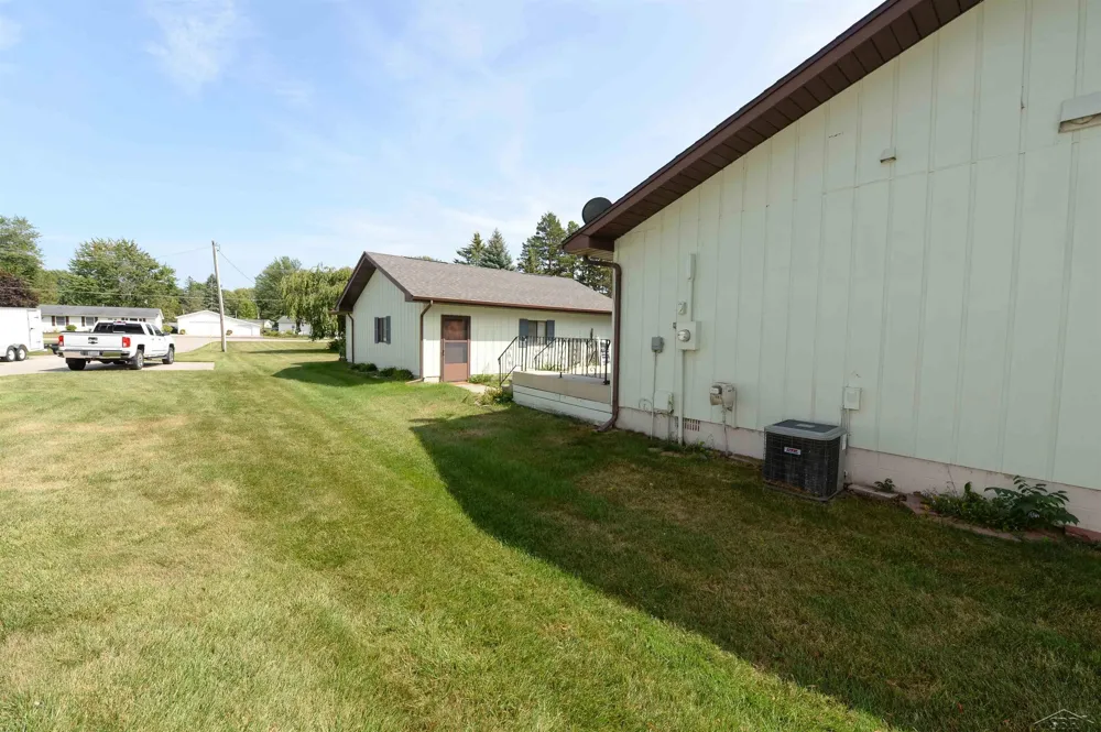 514 S Main Street Au Gres City, MI 48703