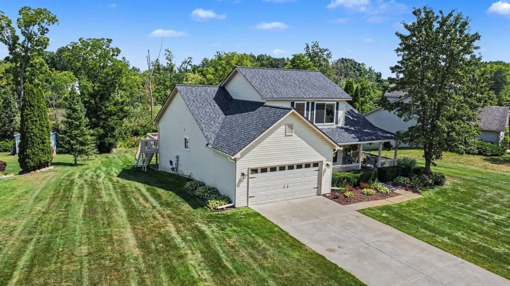 12129 Carmela Drive Fenton Charter Township, MI 48430