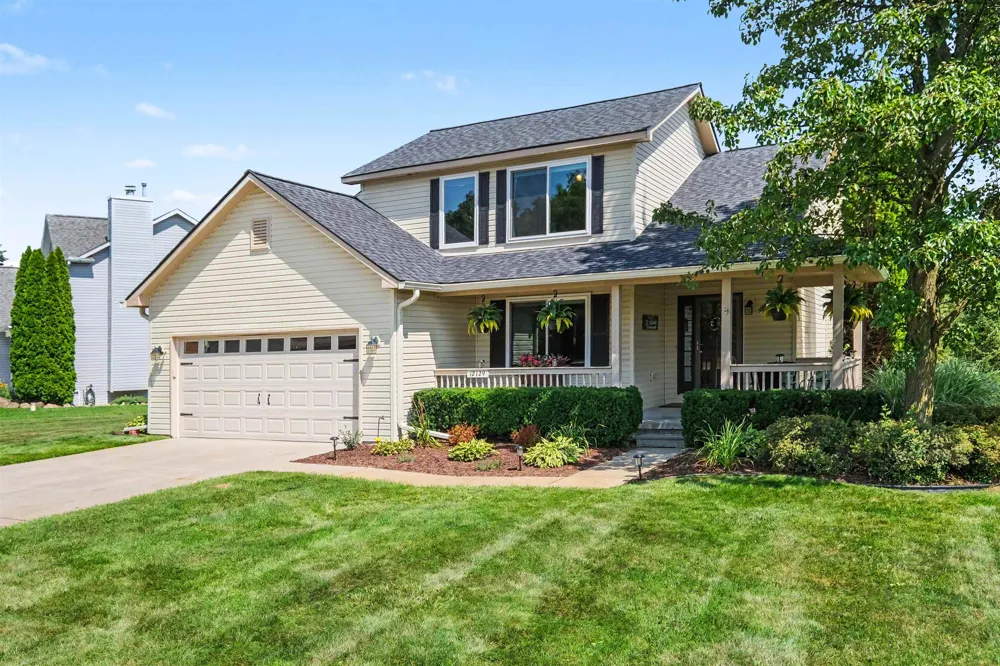 12129 Carmela Drive Fenton Charter Township, MI 48430