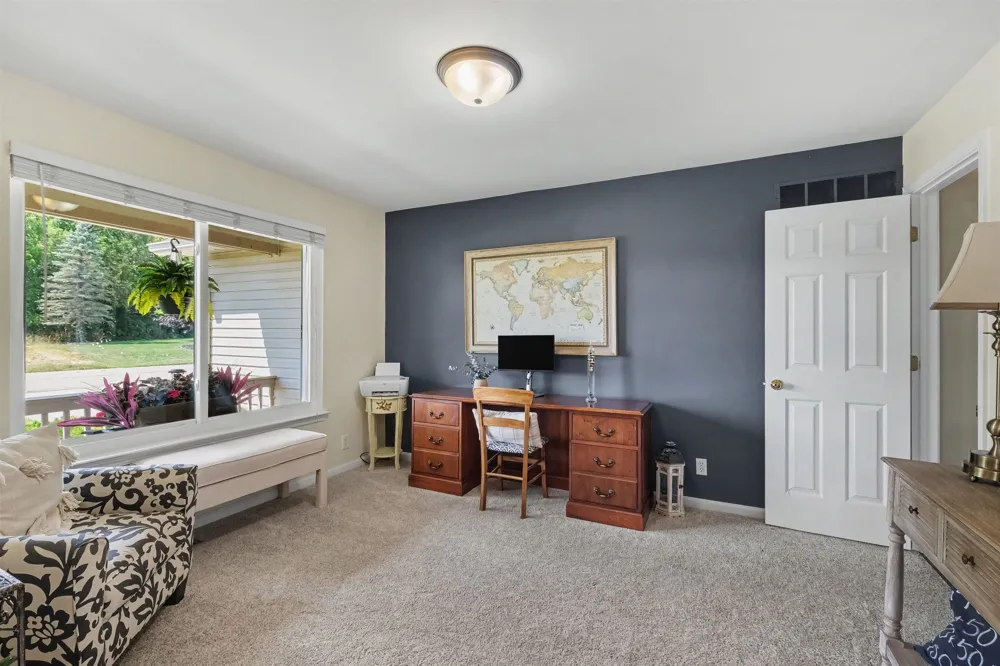 12129 Carmela Drive Fenton Charter Township, MI 48430