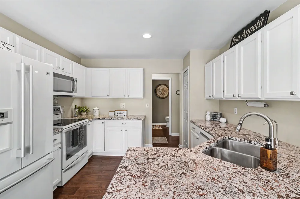 12129 Carmela Drive Fenton Charter Township, MI 48430