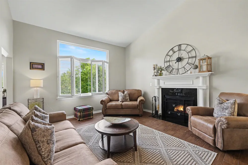 12129 Carmela Drive Fenton Charter Township, MI 48430