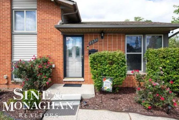 2331 Parliament Drive Sterling Heights City, MI 48310