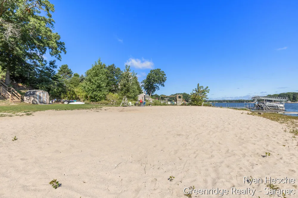 2059 Sunshine Drive #D Pine Township, MI 49347