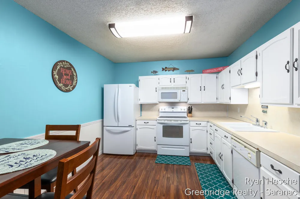 2059 Sunshine Drive #D Pine Township, MI 49347