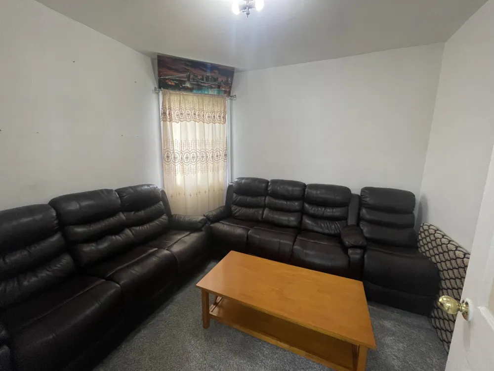 2954 Goodson Street Hamtramck City, MI 48212