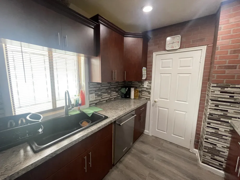 2954 Goodson Street Hamtramck City, MI 48212