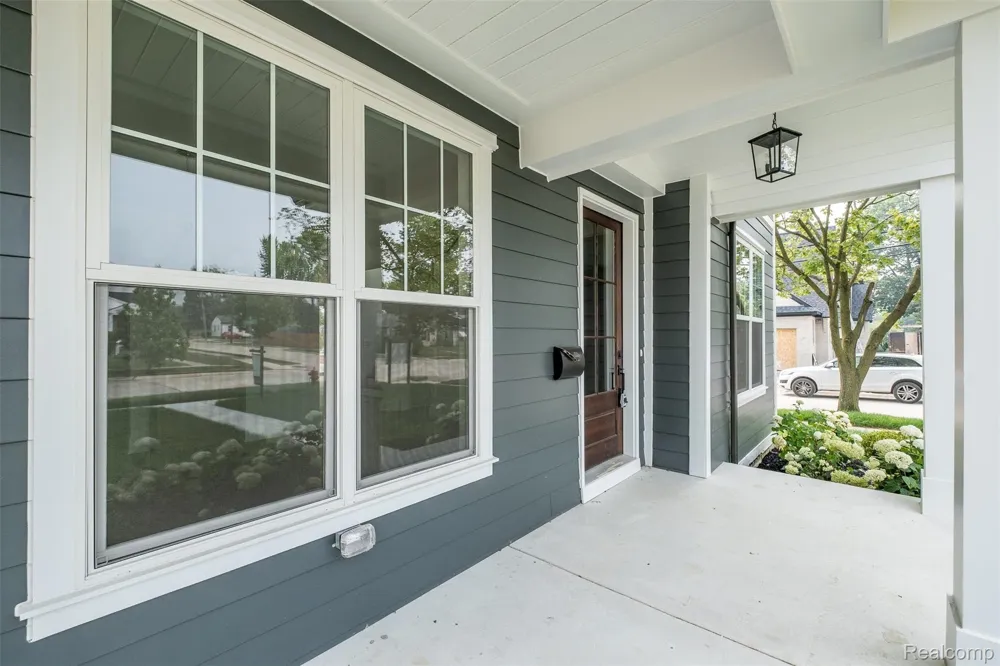 3800 Linwood Avenue Royal Oak City, MI 48073