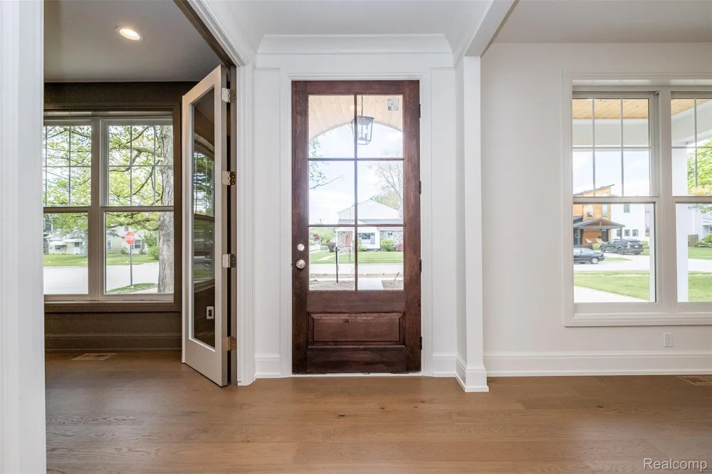 3800 Linwood Avenue Royal Oak City, MI 48073