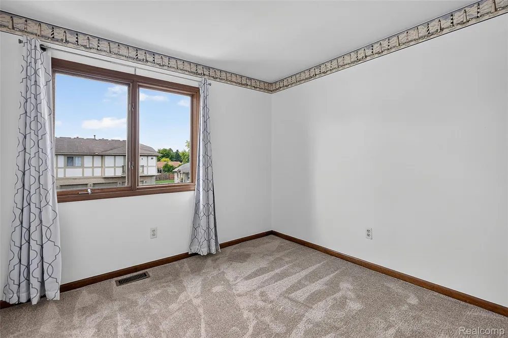 42015 Imperial Lane Clinton Charter Township, MI 48038