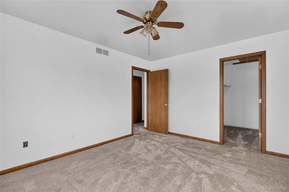 42015 Imperial Lane Clinton Charter Township, MI 48038