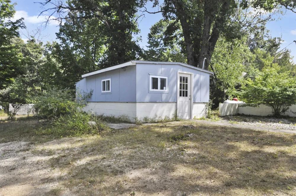 5447 76th Street Pleasant Plains Township, MI 49304