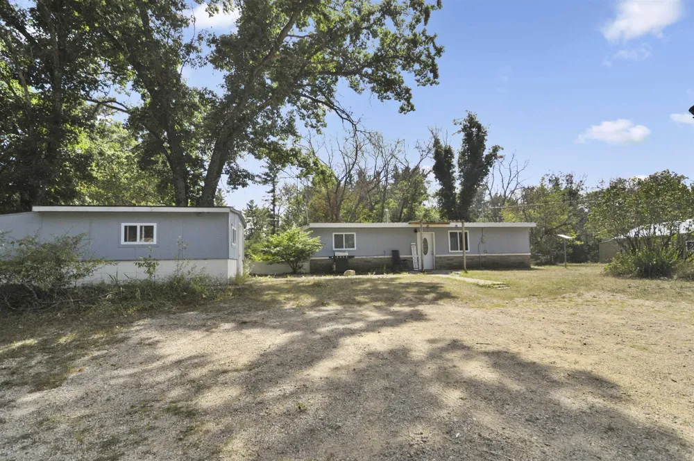 5447 76th Street Pleasant Plains Township, MI 49304