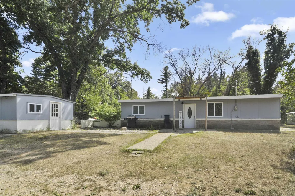 5447 76th Street Pleasant Plains Township, MI 49304