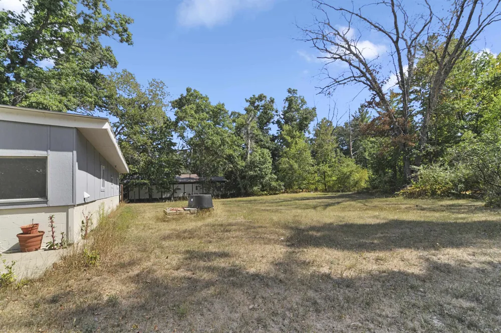 5447 76th Street Pleasant Plains Township, MI 49304