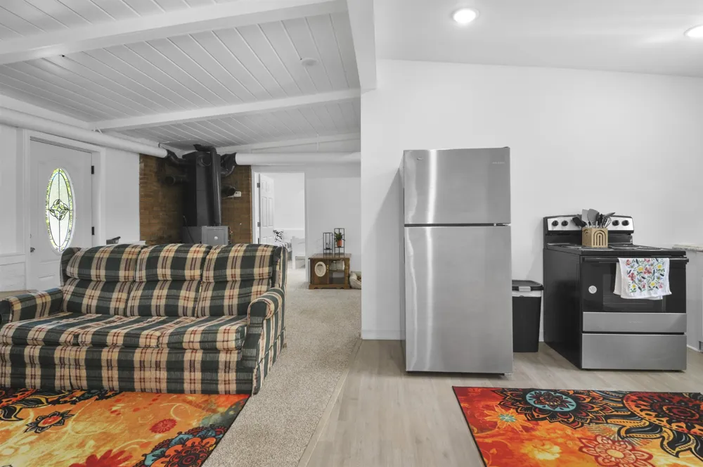5447 76th Street Pleasant Plains Township, MI 49304