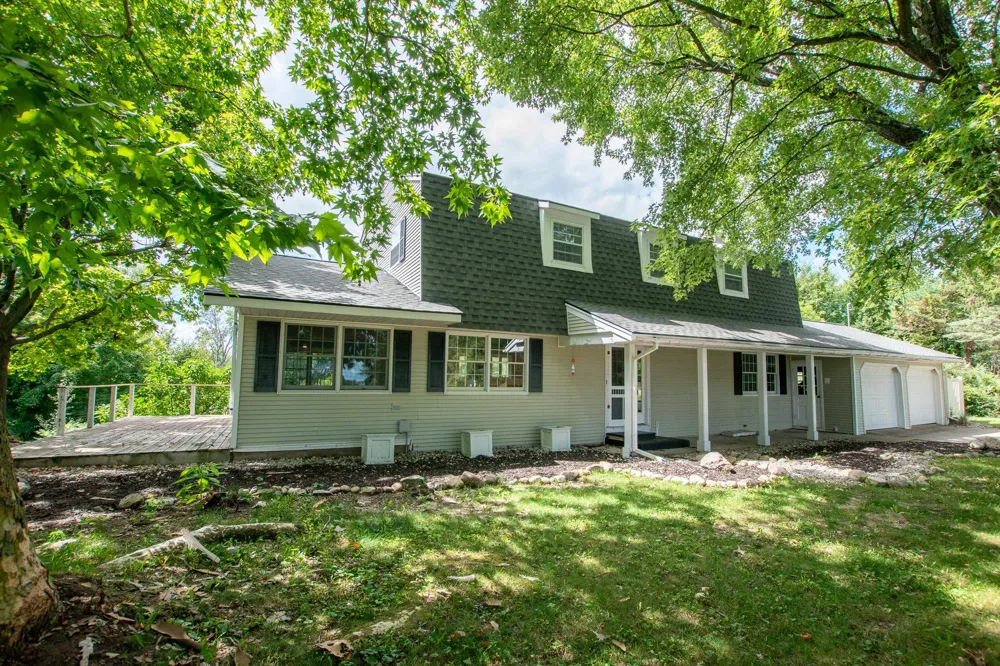 8282 S Center Highway Elmwood Charter Township, MI 49684