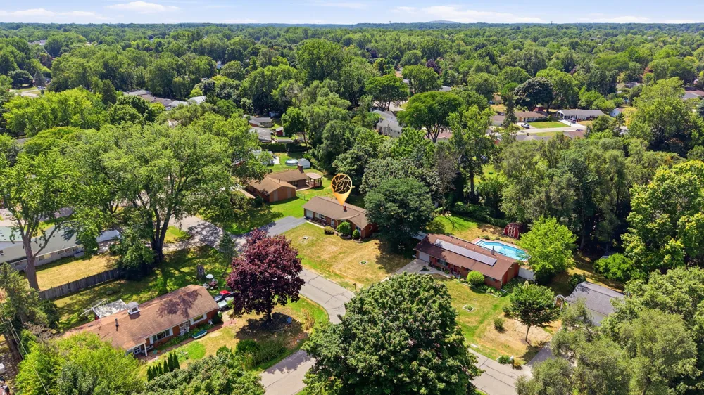 24029 Ripple Creek Novi City, MI 48375