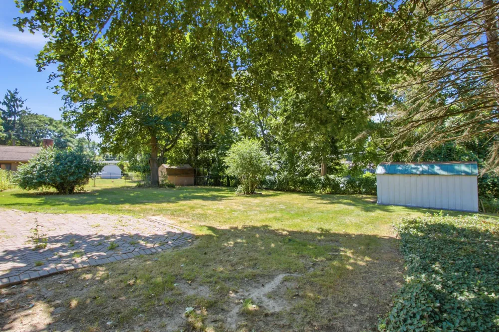 24029 Ripple Creek Novi City, MI 48375
