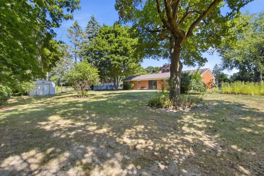 24029 Ripple Creek Novi City, MI 48375