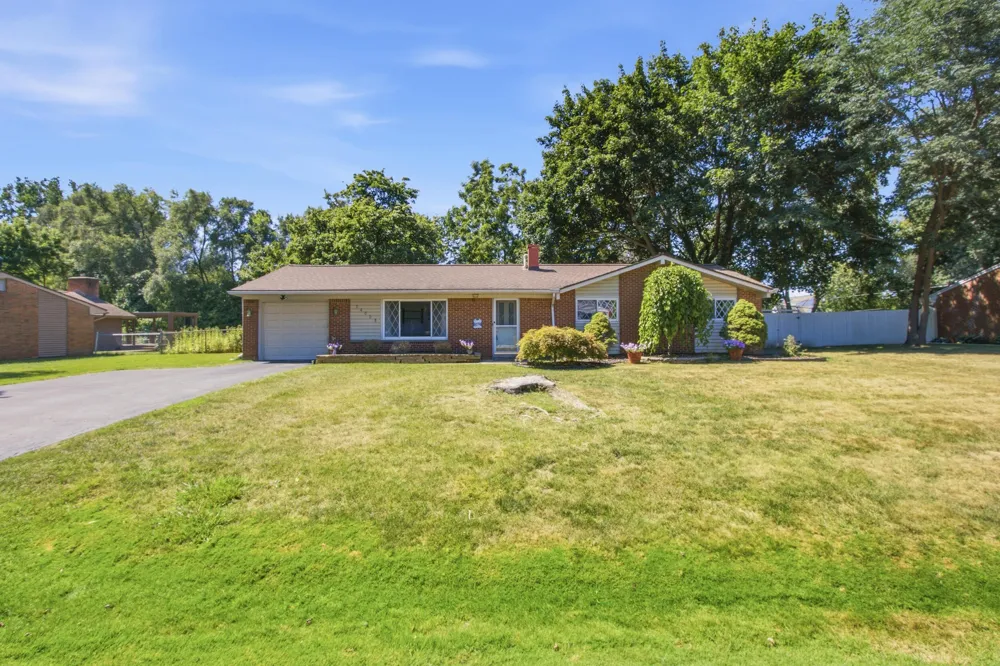 24029 Ripple Creek Novi City, MI 48375
