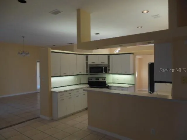 20225 MAXIM PARKWAY Orlando, FL 32833