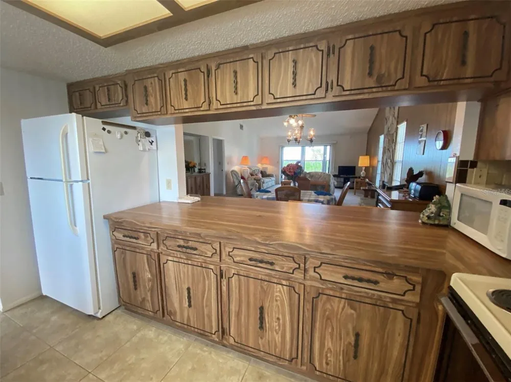 9940 EAGLES POINT CIRCLE #4 Port Richey, FL 34668