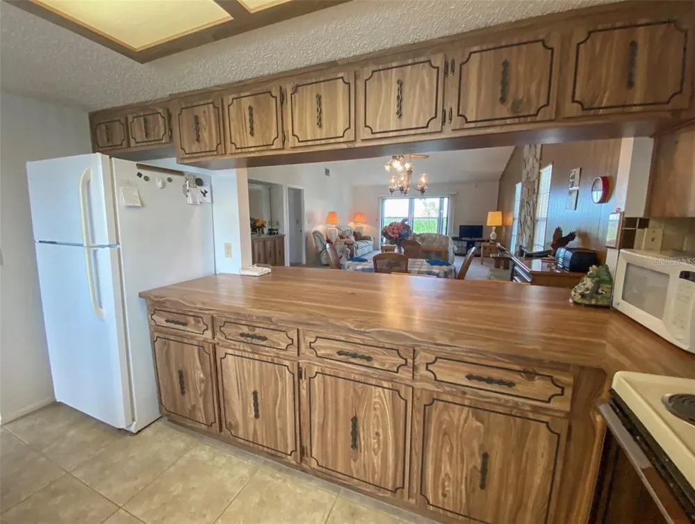 9940 EAGLES POINT CIRCLE #4 Port Richey, FL 34668