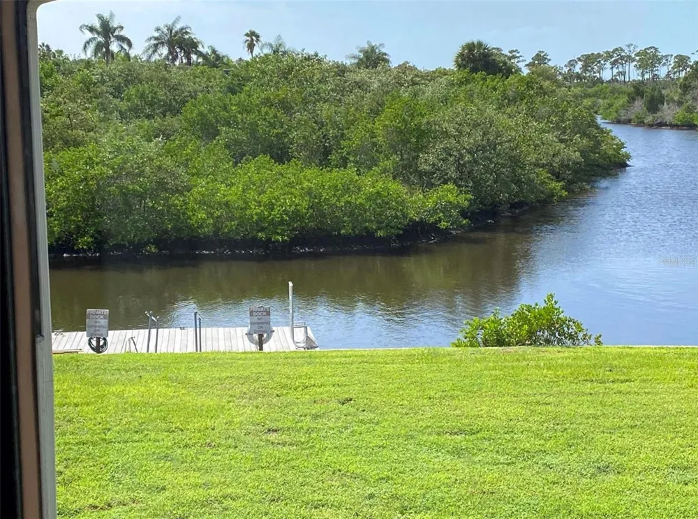 9940 EAGLES POINT CIRCLE #4 Port Richey, FL 34668