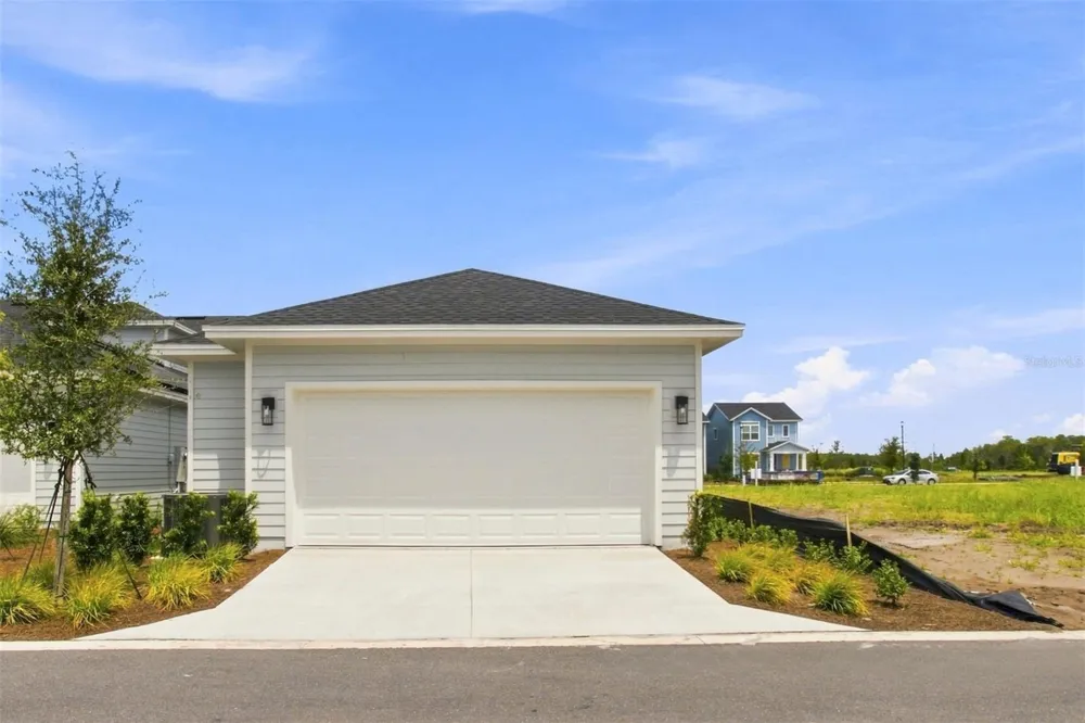 3219 VOYAGER AVENUE St Cloud, FL 34771