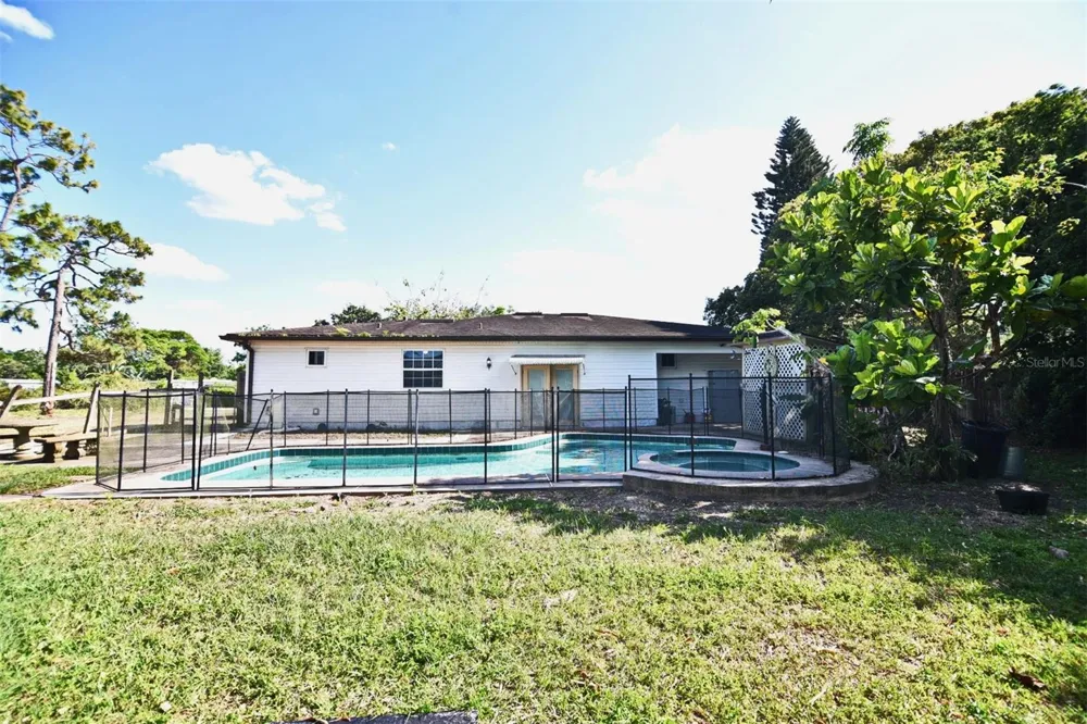 7033 EASTER STREET Winter Park, FL 32792