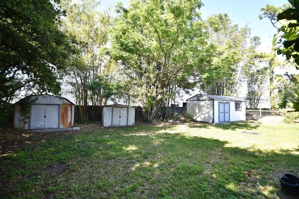 7033 EASTER STREET Winter Park, FL 32792
