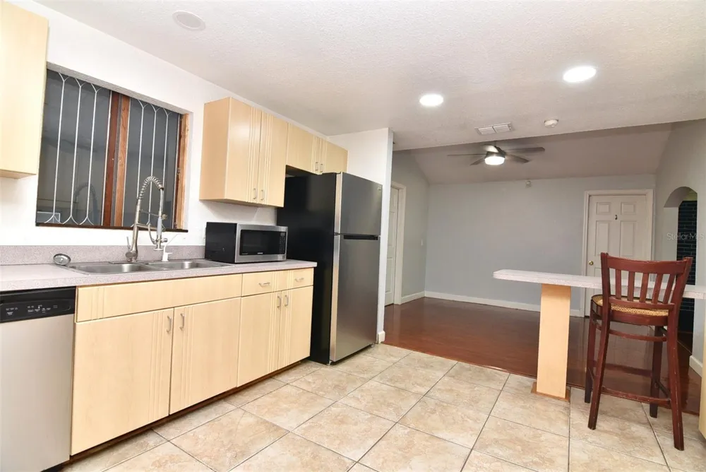 7033 EASTER STREET Winter Park, FL 32792