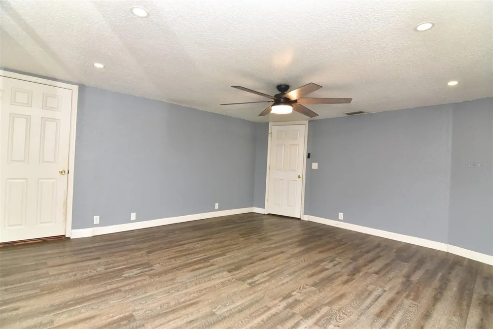 7033 EASTER STREET Winter Park, FL 32792