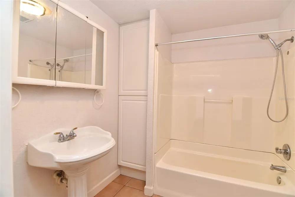 7033 EASTER STREET Winter Park, FL 32792