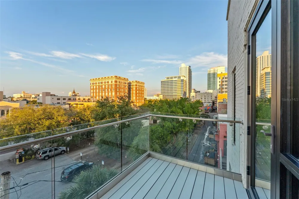 465 CENTRAL AVENUE #301 St Petersburg, FL 33701
