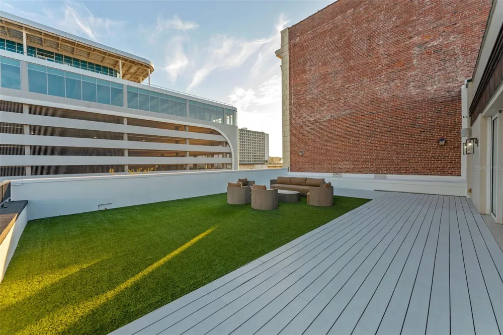 465 CENTRAL AVENUE #301 St Petersburg, FL 33701