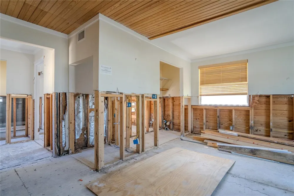 500 78TH AVENUE St Pete Beach, FL 33706