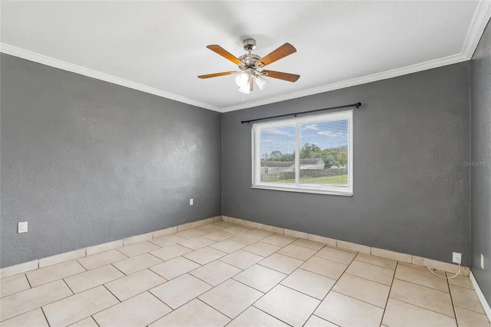 37913 WICKLOW AVENUE Zephyrhills, FL 33541