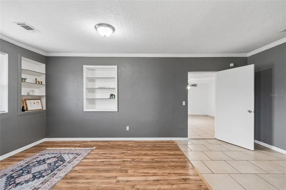 37913 WICKLOW AVENUE Zephyrhills, FL 33541