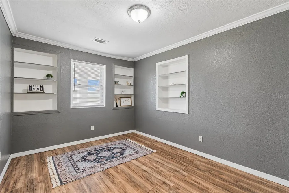 37913 WICKLOW AVENUE Zephyrhills, FL 33541